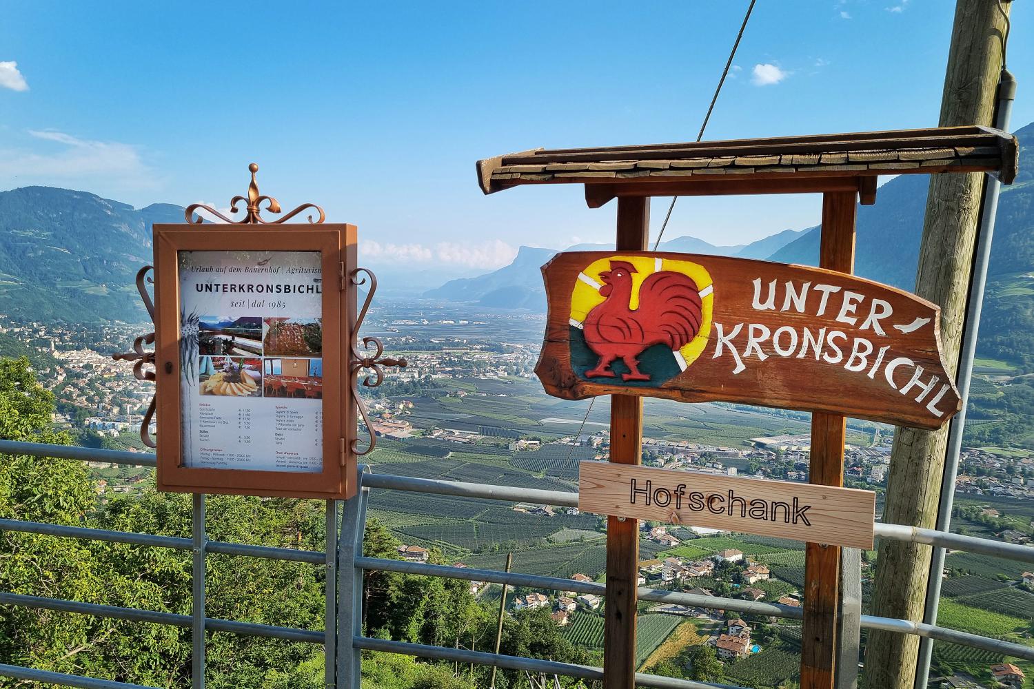 Hofschank Unterkronsbichl in Dorf Tirol